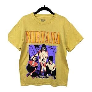 NIRVANA Rock Band T-Shirt in Yellow‎ Size M NWOT (Minor Flaw)